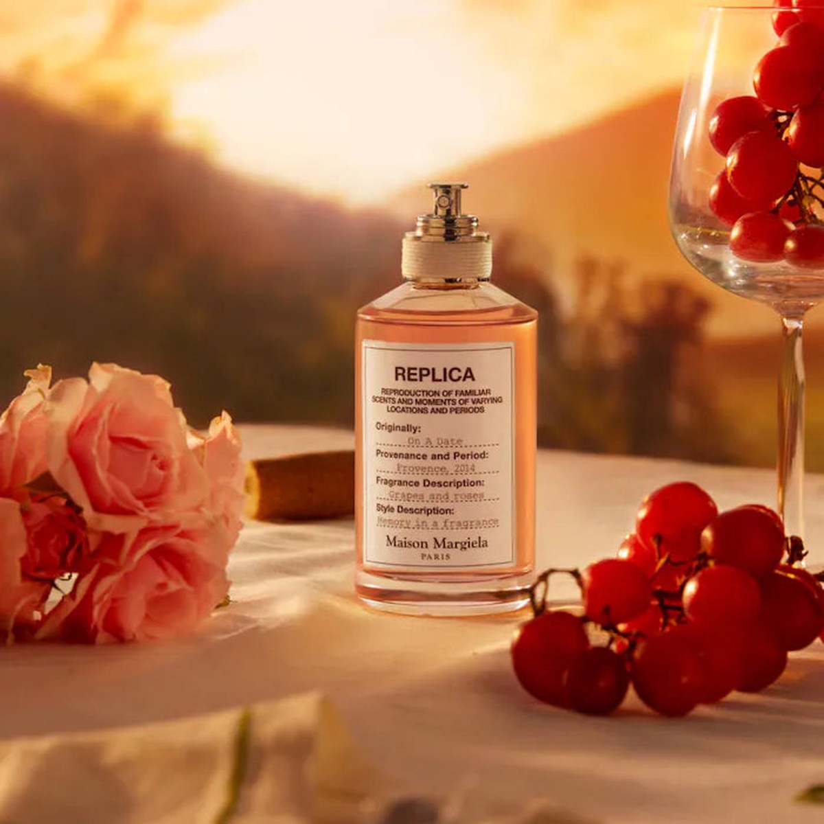 'REPLICA On A Date Eau de Toilette ( Seductive perfume )